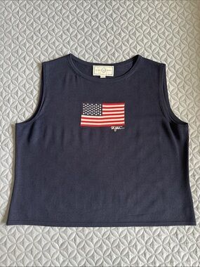 St John navy shell with flag VINTAGE
